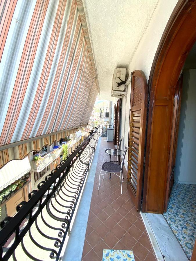 Apartments Mikros Giardini-Naxos Buitenkant foto